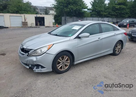 2014 Hyundai Sonata Gls z USA, uszkodzony, nr VIN 5NPEB4AC1EH930354